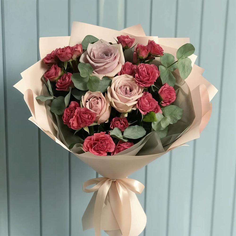 Букет цветов из: Гвоздики и Розы в Шале