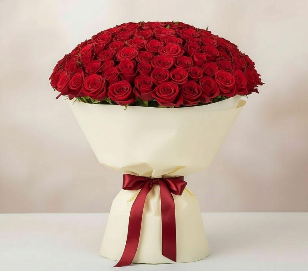 Букет 101 Красная роза Милано в Шале