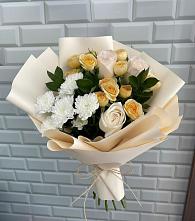 Букет цветов из:  Розы и Хризантемы в Шале