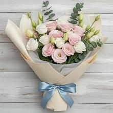 Букет цветов из:  Лизиантусы в Шале