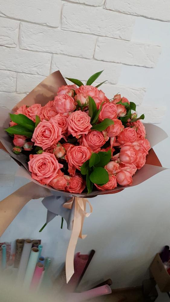 Букет цветов из: Розы в Шале