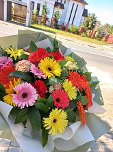 Букет цветов из:  Герберы #REPLACE_PRED# Шале