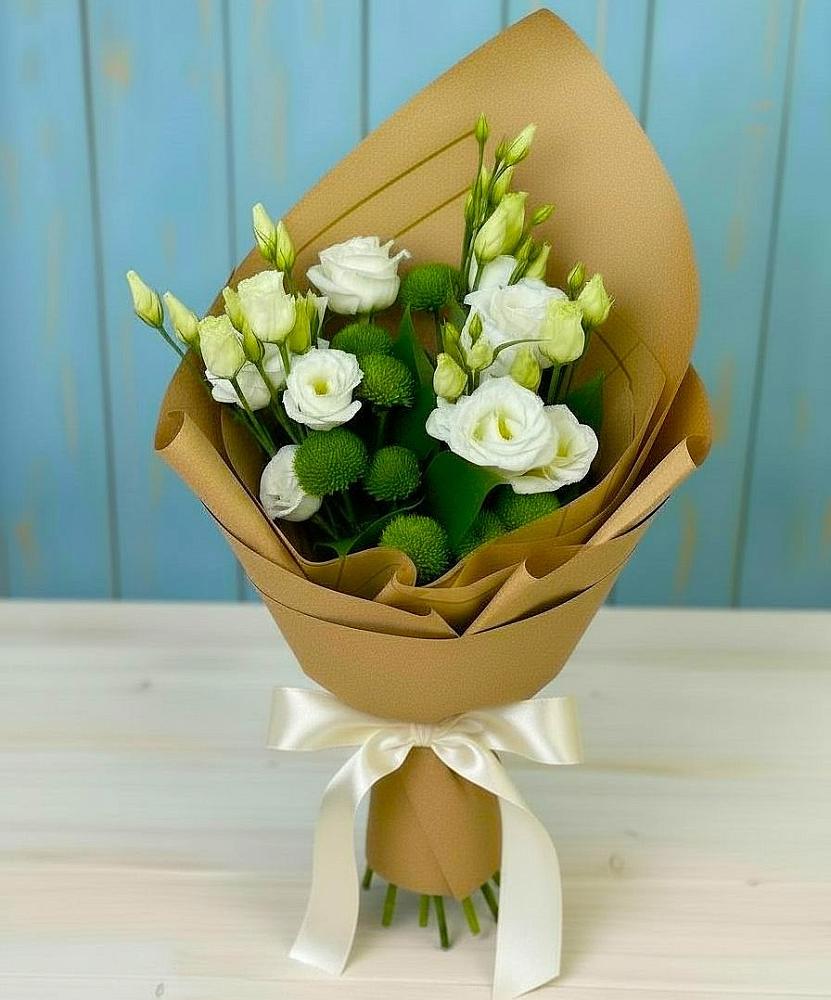 Букет цветов из: Хризантемы и Лизиантусы в Шале