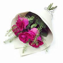 Букет цветов из:  Розы в Шале