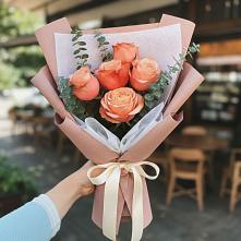 Букет цветов из:  Розы в Шале