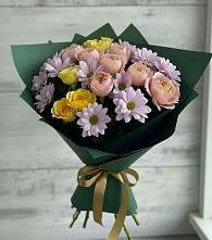 Букет цветов из:  Хризантемы и Розы в Шале